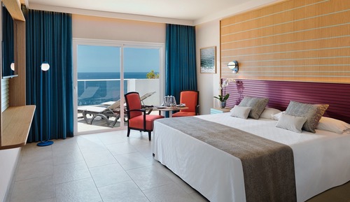 Habitación con 2 camas individuales, vistas al mar