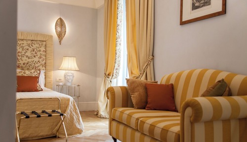 Suite Deluxe, 1 cama de matrimonio, vistas al jardín, en esquina (Double)