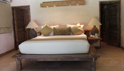 Villa, 4 habitaciones, piscina privada (Puri Sienna)