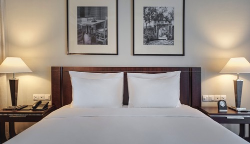 Superior Queen Room, River View