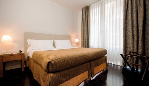 Suite superior, en edificio anexo (3pax 50 mt. Away from main building)