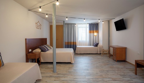 Habitación familiar (Bed & Unlimited Brunch)