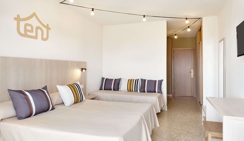 Habitación triple estándar, balcón, vistas al mar (Bed & Unlimited Brunch,2Adults+1Child)
