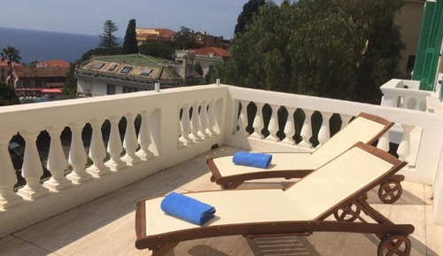 Suite, terraza, vistas al mar