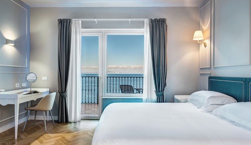 Suite junior, vistas al mar (De Luxe e Terrazzo)