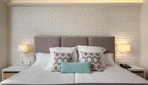 Suite (1 Adult)