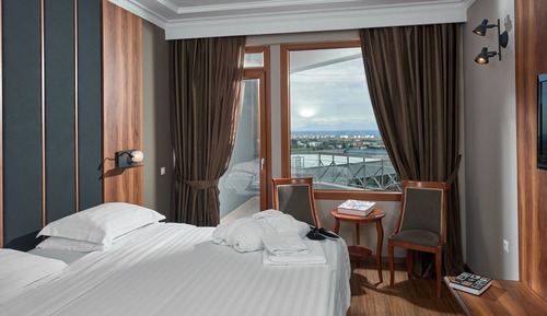Habitación con 1 cama doble o 2 individuales, vistas al mar