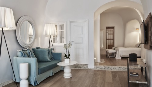 Suite, piscina privada (Kirini)