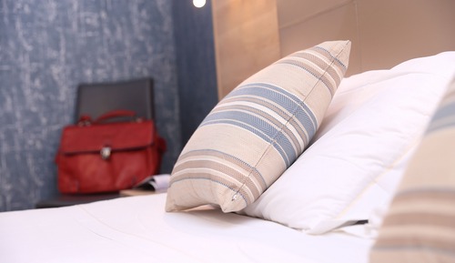Habitación triple, balcón