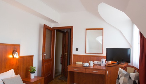 Habitación Confort con 2 camas individuales (with Balcony)