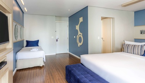 Habitación superior, varias camas