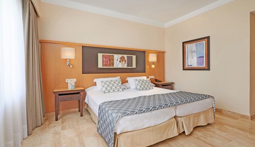 Habitación doble, balcón, vistas al mar