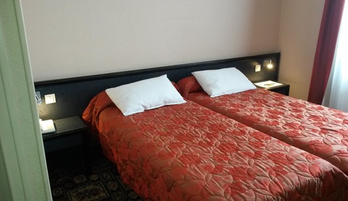 Habitación estándar con 2 camas individuales