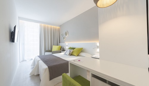 Habitación doble, balcón