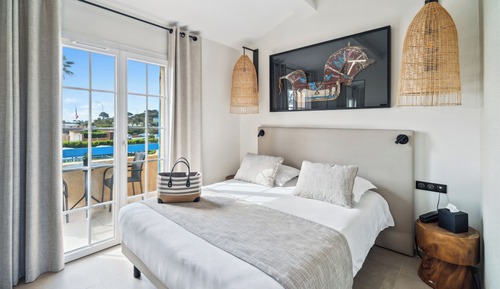 Habitación doble superior, balcón (Sea View)