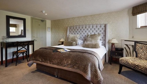 Superior King Room