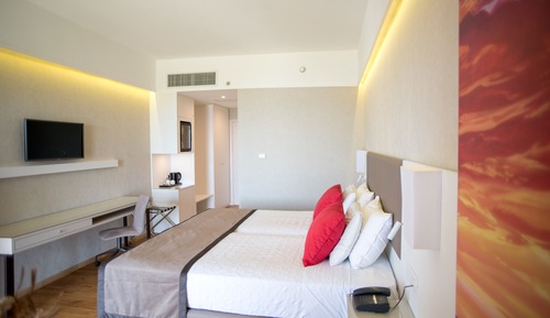 Habitación, 2 camas individuales, accesible para personas con discapacidad (Garden View)