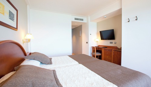 Habitación económica doble, balcón (2 adults + 1 child)