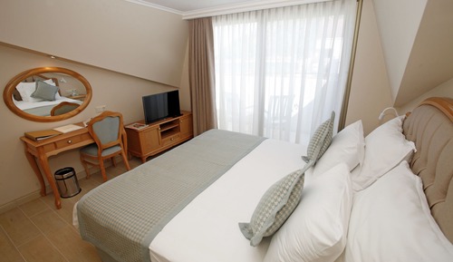 Suite Confort, 1 habitación, vistas parciales al mar
