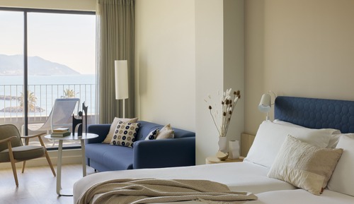 Habitación ME Superior Vista Ciudad y Mar (2 adultos + 2 niños)