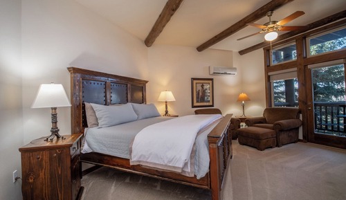 Habitación junior, 1 cama de matrimonio grande, bañera de hidromasaje, vistas a la montaña
