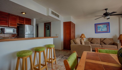 Suite 1 Bedroom, Ocean Front