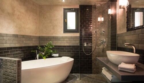 Habitación con 2 camas individuales, baño privado