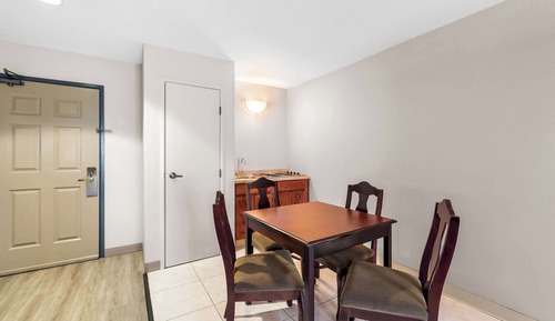 Habitación, 1 cama de matrimonio grande, accesible para personas con discapacidad (Extended Stay)