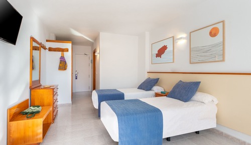 Estudio estándar (3 adults)