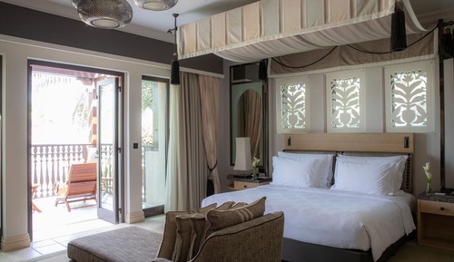 Suite (Cove House Garden)