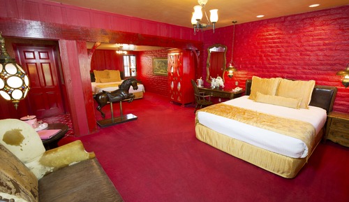 Habitación, varias camas