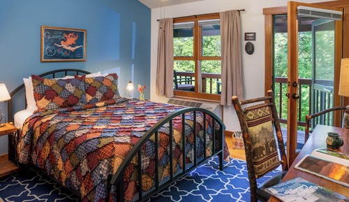 Room, Private Bathroom
