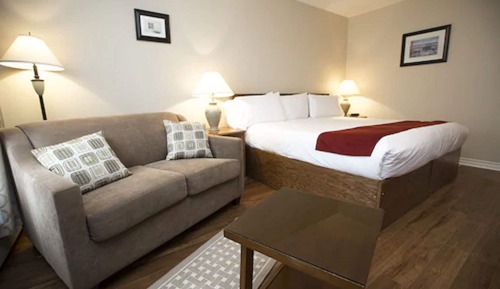 Estudio, 1 cama de matrimonio grande, cocina básica