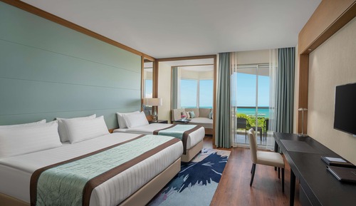 Habitación superior, vistas al mar
