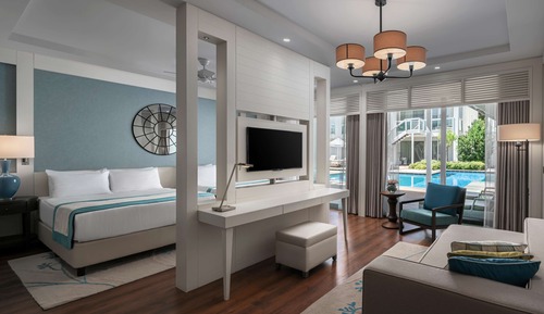 Luxury Pool Suite Ground Floor