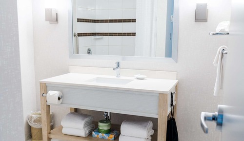 Habitación estándar, 2 camas de matrimonio (Coast Two Queens)