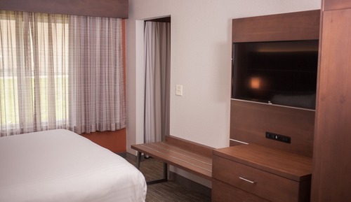 Habitación estándar, 1 cama de matrimonio grande (Mobility)