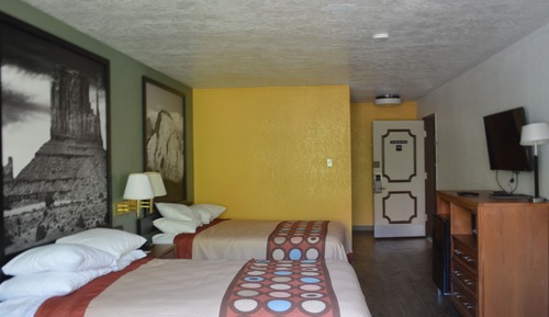 Upgraded, Suite, varias camas