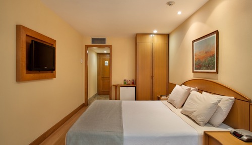 Superior com Cama Casal