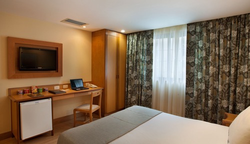 Standard com Cama Casal