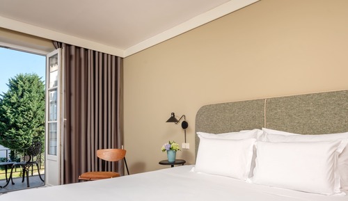 Habitación Premium con 1 cama doble o 2 individuales