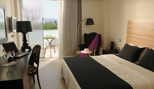 Junior Suite with Balcony & View