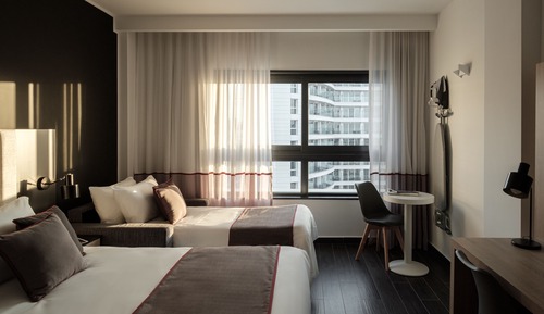 Habitación estándar con 1 cama doble o 2 individuales