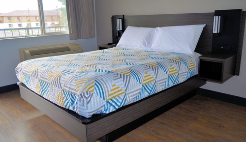 Habitación Deluxe, 1 cama de matrimonio, no fumadores, frigorífico y microondas