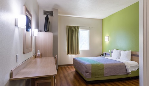Habitación estándar, 1 cama de matrimonio, accesible para personas con discapacidad, no fumadores