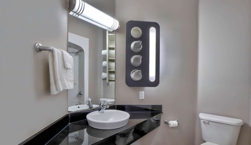 Habitación estándar, 2 camas dobles, accesible para personas con discapacidad, no fumadores