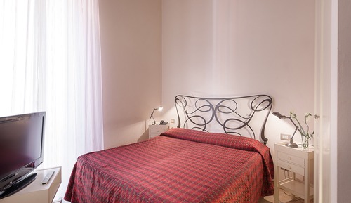 Apartamento estándar, 1 habitación, cocina básica, en edificio anexo (Separate Building)