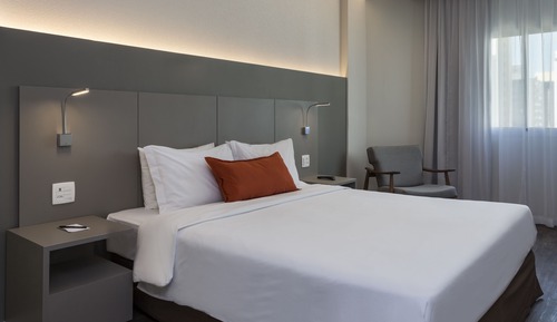 Standard Casal - 1 Cama Queen