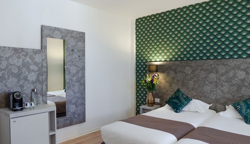 Habitación clásica con 2 camas individuales