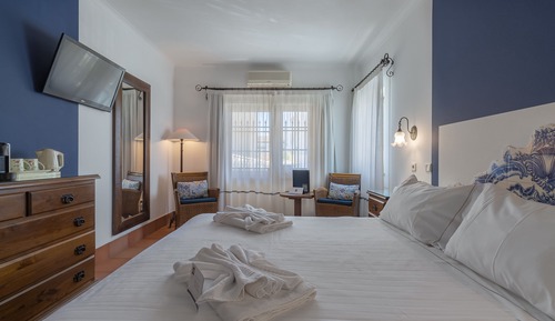 Habitación clásica con 1 cama doble o 2 individuales, vistas a la ciudad (Main House)